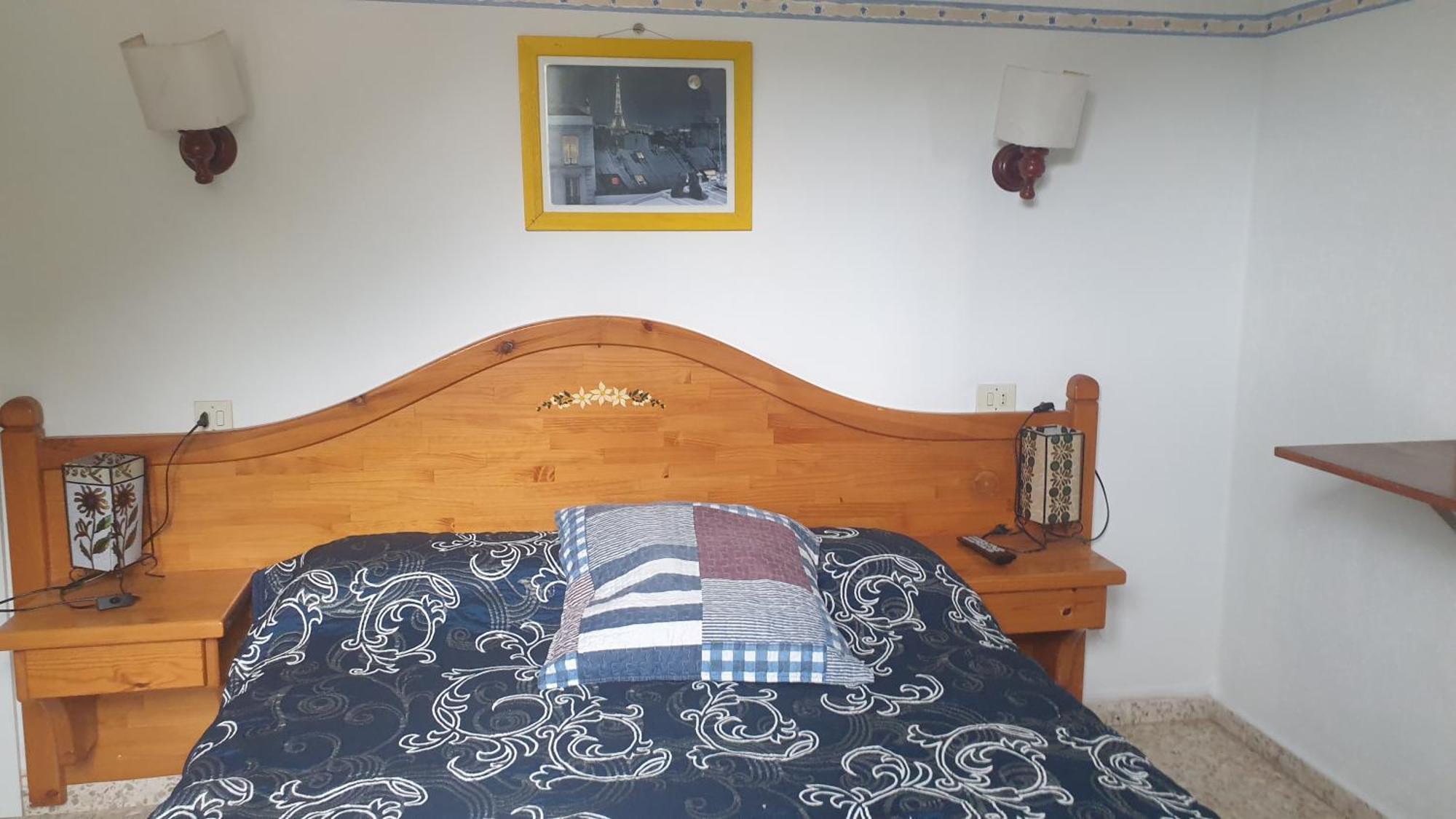 Residencia Aldosa Guest house